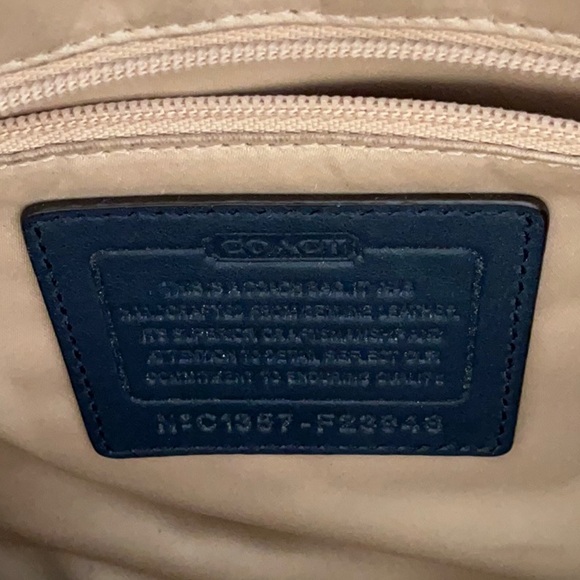 Genuine Coach navy LEATHER crossbody bag with woven straps - Picture 6 of 6